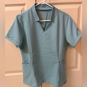 Figs scrub top